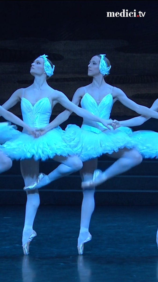 Of the many beloved classical ballets in the repertoire, Tchaikovsky's Swan Lake may be the most iconic of all. You surely know the "Dance of the little swans", but it's always a pleasure to relive it again, especially with the Paris Opera Ballet!