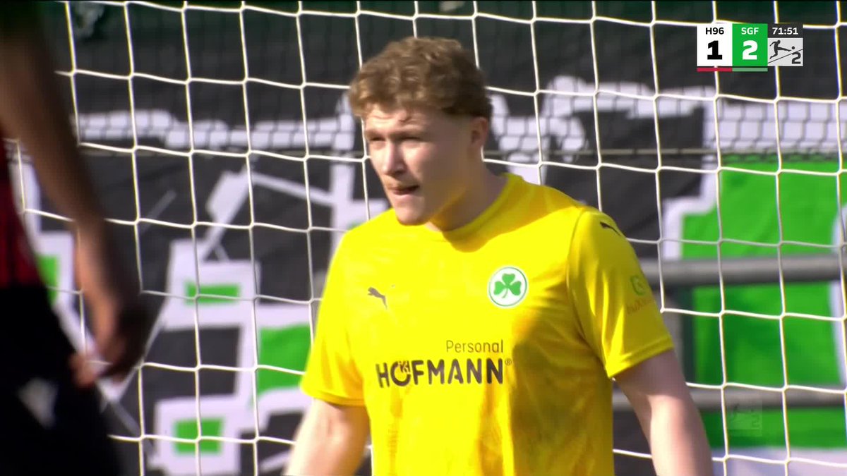 Der bereits 4. verschossene Elfmeter für Hannover diese Saison! 😬 Die 2. Bundesliga live auf Sky 🍿📺 #H96SGF #sky2bundesliga #2bundesliga