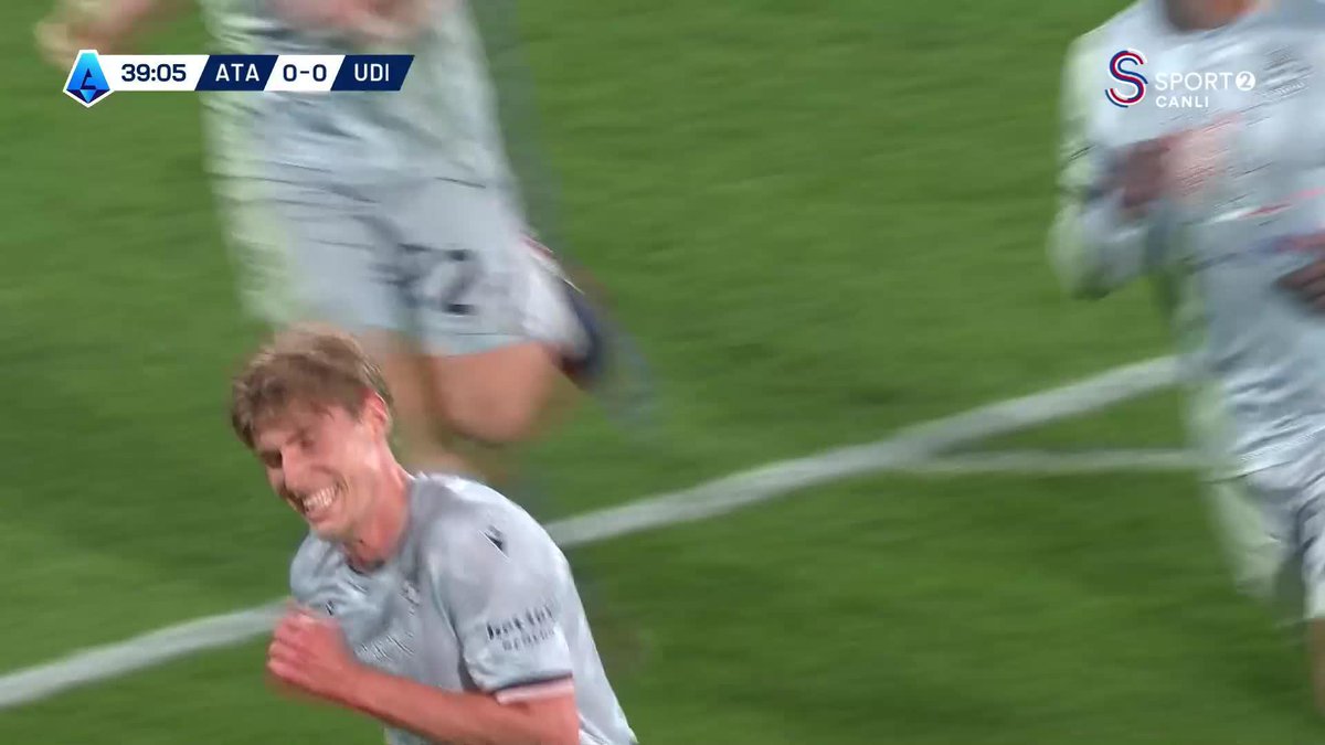 Nicolo Zaniolo, bir kez daha kornerden asist yaptı.