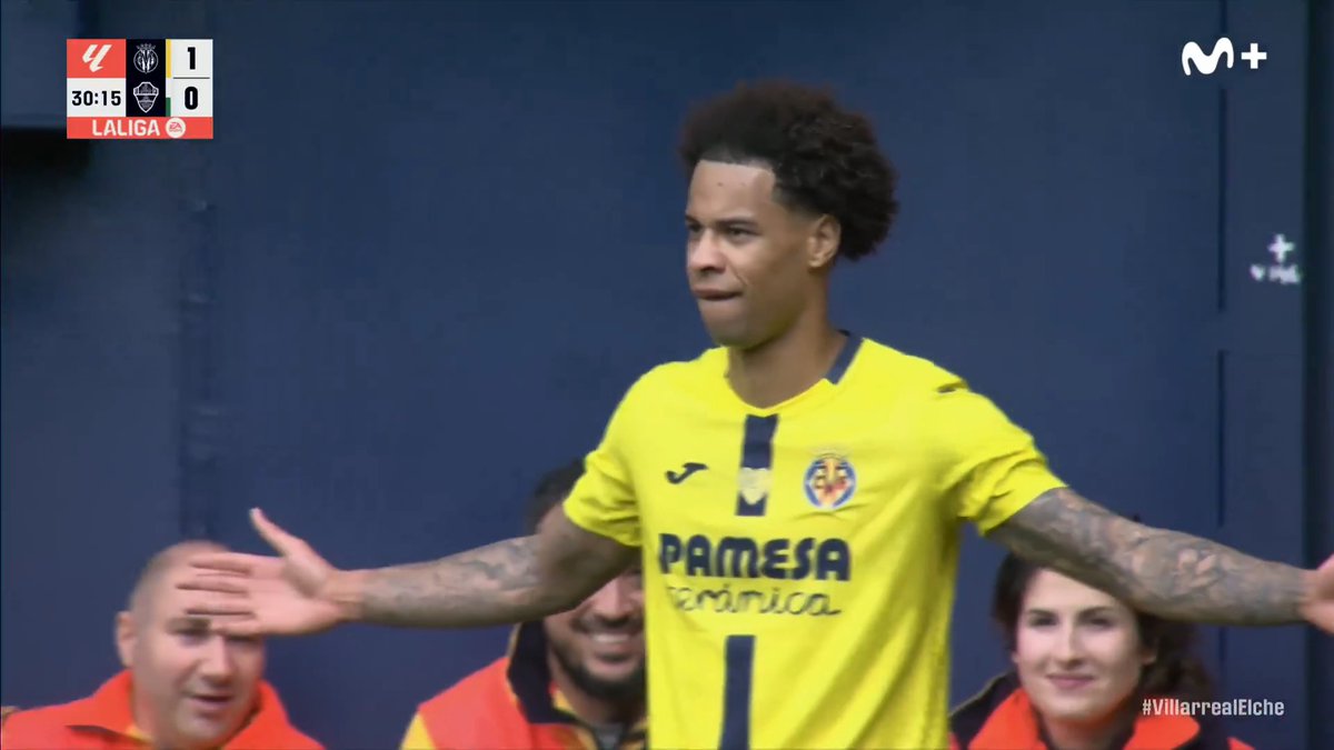 JUGÓN. 💥 Golazo de Buchanan para abrir la victoria del Villarreal CF. #LALIGAEASPORTS #LaCasaDelFútbol