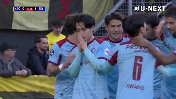 上田綺世が魂のダイビングヘッド🇯🇵🔥🔥🔥 信じ続けたファン・ペルシー監督の期待に応える2026年の初ゴール💪✨ 🎥U-NEXTフットボール