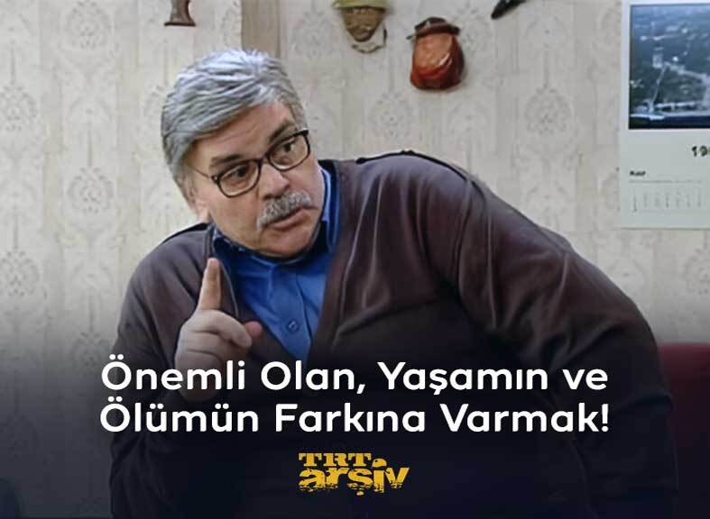 "Önemli olan, yaşamın ve ölümün farkına varmak!" Geleneksel Türk tiyatromuzun temsilcilerinden #RasimÖztekin, 5 yıl önce aramızdan ayrıldı. #Seksenler