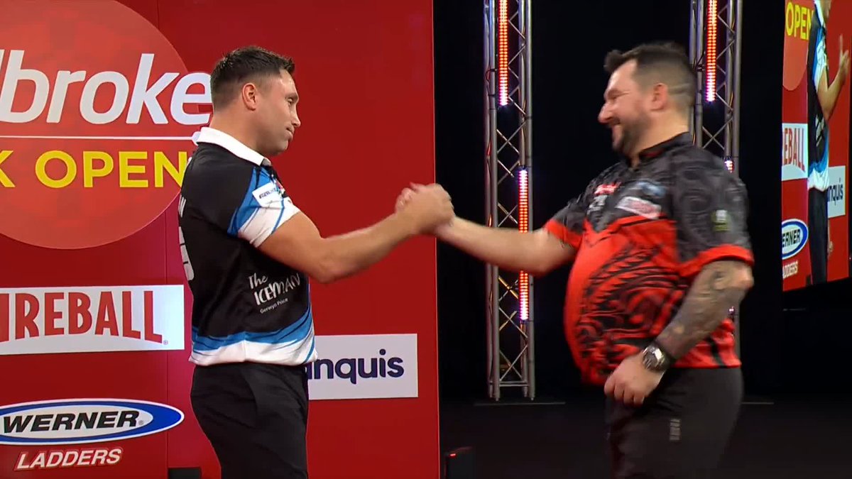 PRICE KO'S CLAYTON! 🏴 Gerwyn Price's bid for UK Open glory continues! The Iceman runs out a 10-8 winner against his World Cup partner Jonny Clayton, landing TEN maximums in the process! Live Scores & Streaming 📲 #UKOpenDarts | QF