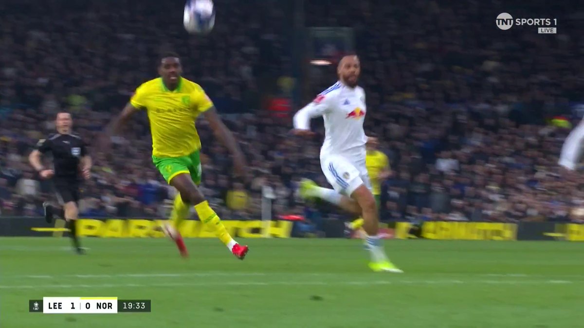 Lukas Nmecha thought he had opened the scoring for Leeds… But VAR rules it out for a handball in the build-up ❌ 📺 TNT Sports &amp; discovery+ UK