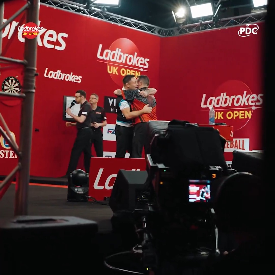 Another win for Gerwyn Price over Jonny Clayton! 🏴󠁧󠁢󠁷󠁬󠁳󠁿 #UKOpenDarts | Gerwyn Price