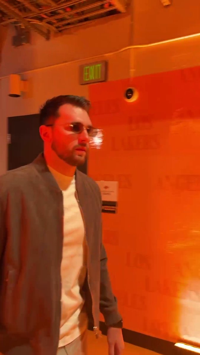 Luka ready for some Sunday hoops 🔥 Watch Knicks-Lakers at 3:30 PM ET on ABC and the ESPN App 🍿