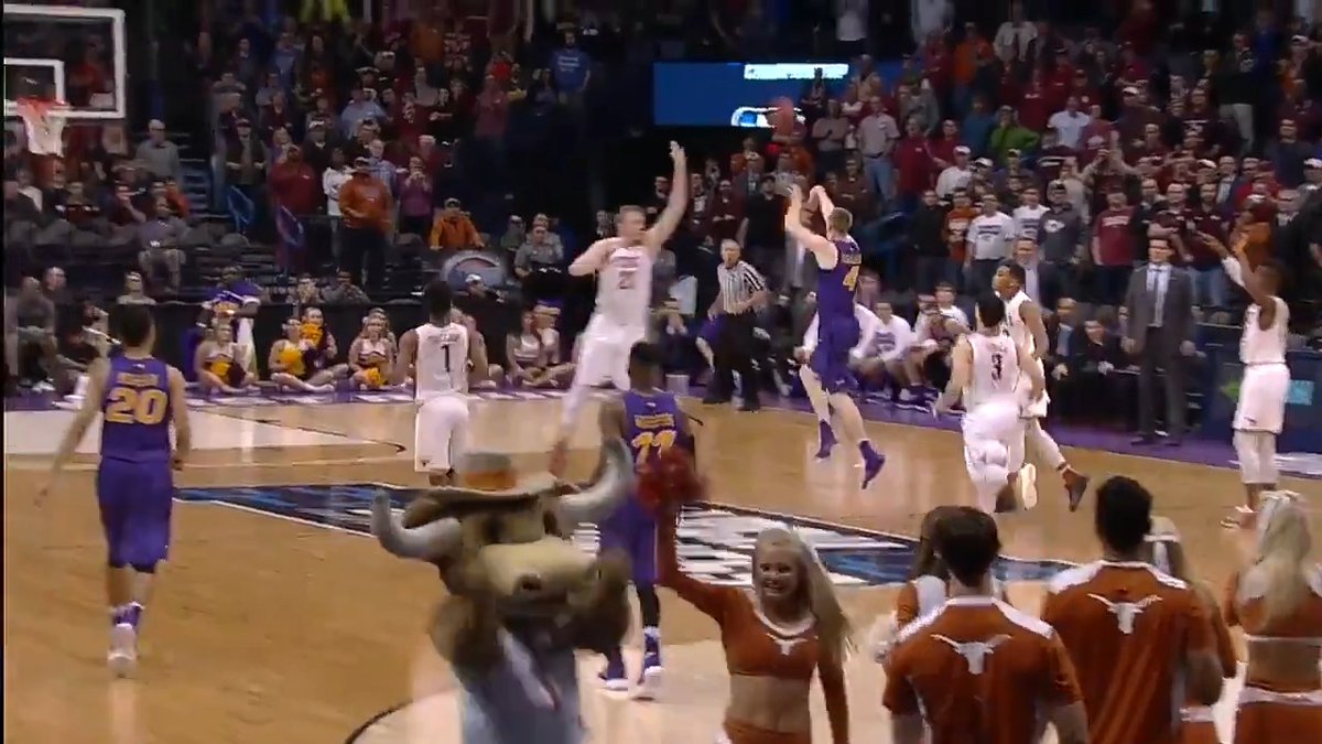 The last time out for UNI Basketball in the tournament 👀