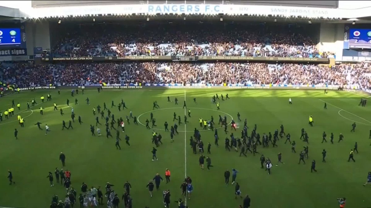 Martin O’Neill and Danny Rohl respond after Ibrox pitch invasion
