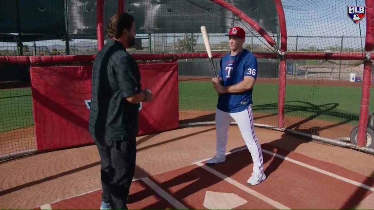 Wyatt Langford breaks down three of his biggest keys when hitting: 1. Have confidence at the plate 2. Work up the middle of the field 3. Compete in every count Texas Rangers | Yonder Alonso