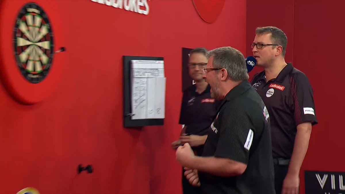 WADE PUTS OUT PRICE! James Wade is through to his FIFTH UK Open final! The three-time champion produces a vintage display to defeat Gerwyn Price 11-8 in a thrilling semi-final! Live Scores & Streaming 📲 #UKOpenDarts | SF