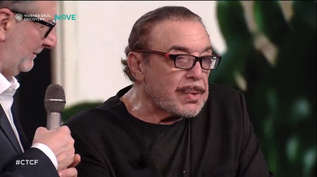 Frassica: "Chiedo pubblicamente scusa a Valeria. Le avevo promesso di andare a vedere il suo ultimo film. Scusa Valeria Golino" #CTCF