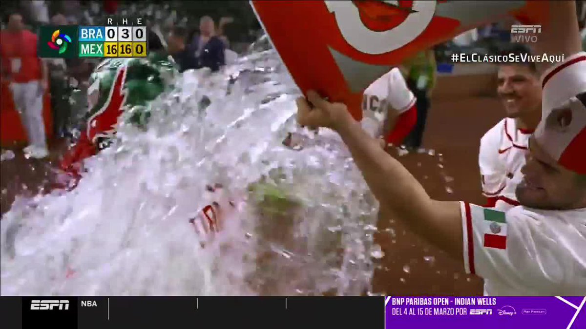 ¡SE ACABÓ CON HR DE JULIÁN ORNELAS EN LA SEXTA ENTRADA! ⚾ 🔥 Salvajada de batazo para una victoria contundente de México por knockout ante Brasil 🇲🇽 🔝 Lo disfrutaste por ESPN y #DisneyPlus Premium 💫