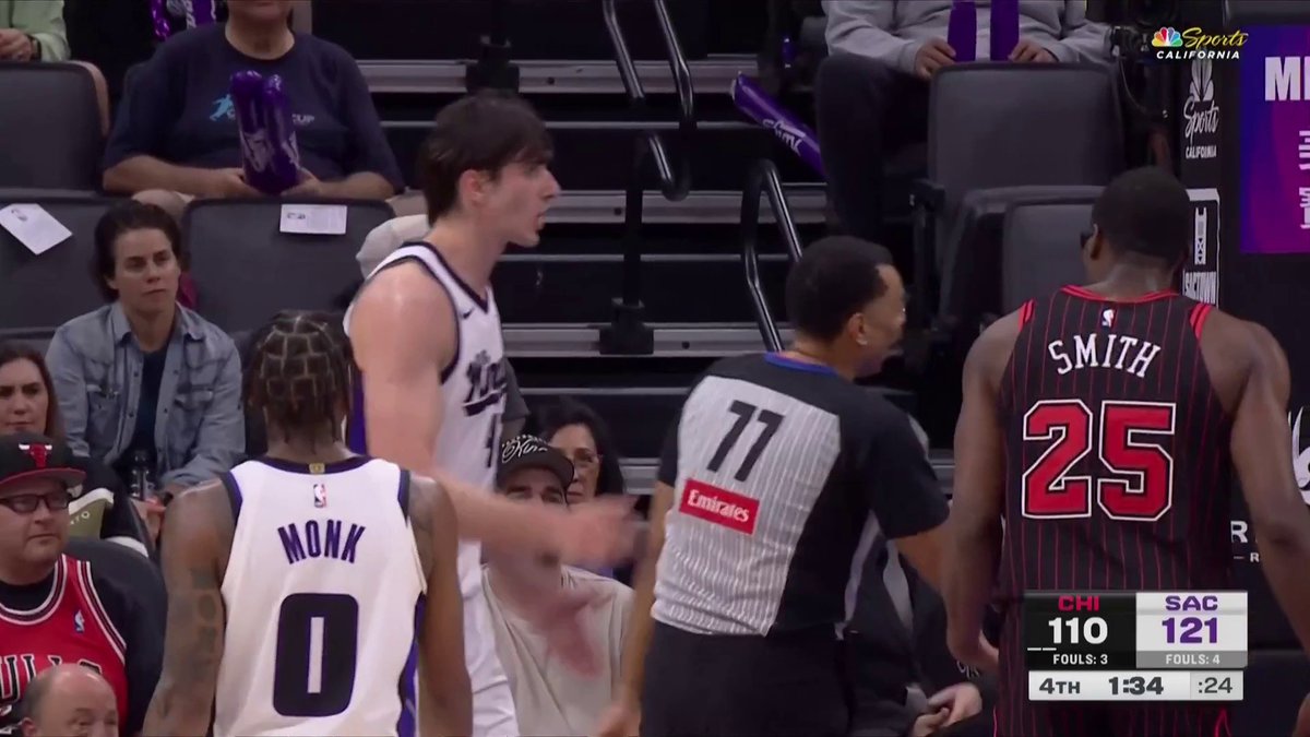 The Kings are inventing new ways to tank 😭 Just HANDING the ball to the other team