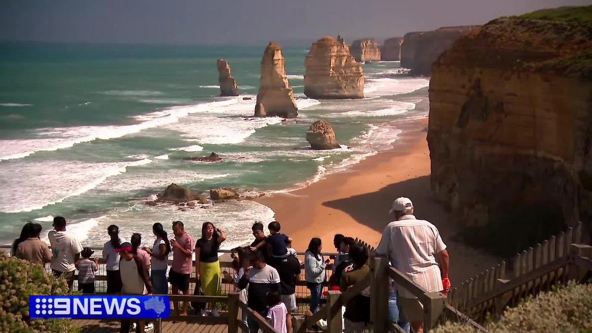 One of the state's best-known natural wonders will soon become a paid attraction. The move to charge visitors to the Twelve Apostles has been welcomed by the local Council and tourism bodies, but not everyone is convinced. Isabel Quinlan #9News
