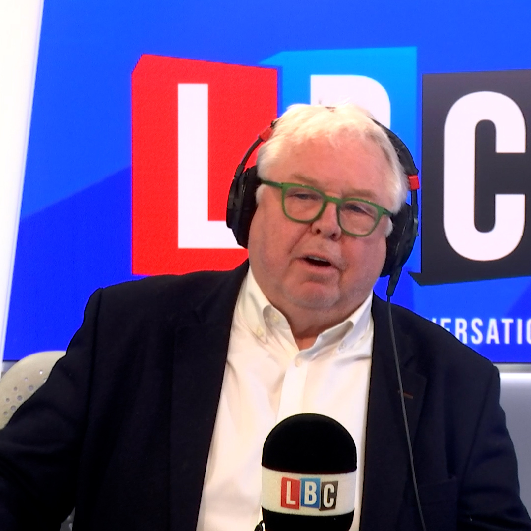 “When it’s your breakfast show, we’ll do it your way!" Caller Colin tries to call out Nick Ferrari for describing Keir Starmer’s interaction with Trump as ‘grovelling’, but Nick hits back.