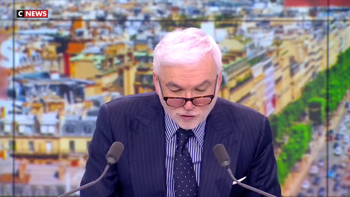 🔴💸 ALERTE : Pascal Praud détruit Dominique de Villepin. "De Villepin dit que la guerre contre les Mollahs en Iran est illégitime. Illégitime, elle ne l’est pas. Il existe des guerres justes. L’Iran est une menace et tue son peuple depuis 47 ans !" (CNEWS) La parole se libère.