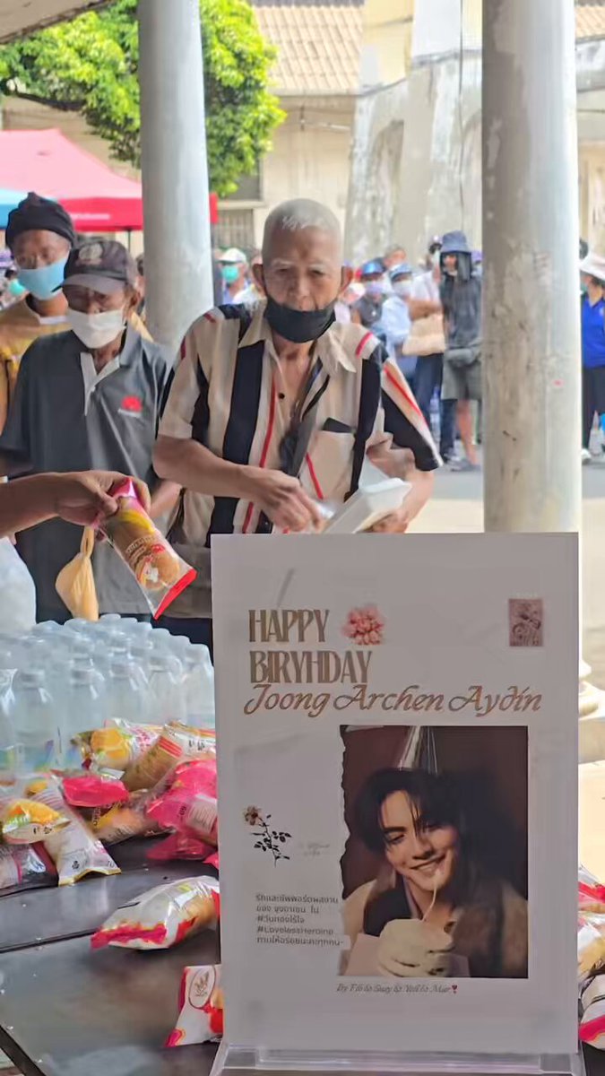 🌟Thank you for bringing so much happiness into our life Joong Archen Aydin 🌟 And let our love extends more love and blessing to people in need ❣️ 100 Lunch Boxes Birthday Project by Seosa ˚.🎀༘⋆ MOMZONE Flofae 🇸🇬 𝒴𝑜𝓁𝒾𝒸𝑜𝒸𝑜 🎀 𝑀𝒶𝓇❣️GI 29 Apr #JoongxViktorandRolfFragrances #จุงอาเชน #JoongArchen #Joong25thBDProject