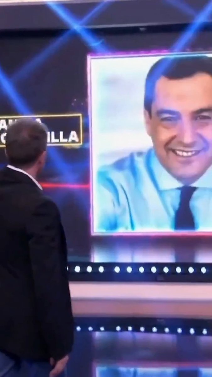 ¡Esta noche estaré en El Hormiguero! Tengo muchas ganas de pasar un buen rato con vosotros y de conocer a las hormigas más famosas de España: Trancas y Barrancas. Empezamos a las 21:45h.