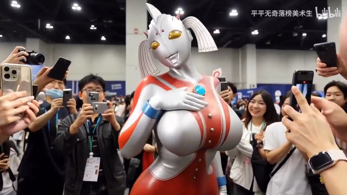 Ultra Mommy meets and greets fans at the expo center