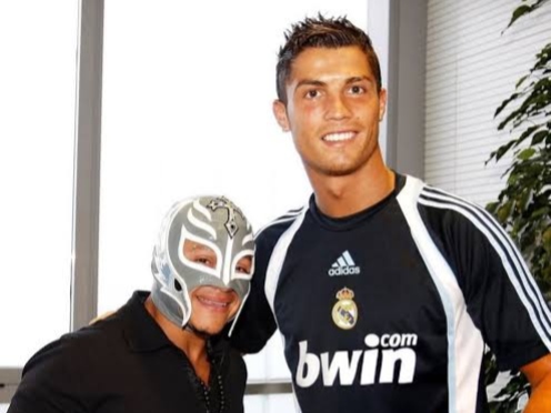 When Rey Mysterio met Real Madrid and Cristiano Ronaldo. This still feels unreal 😭