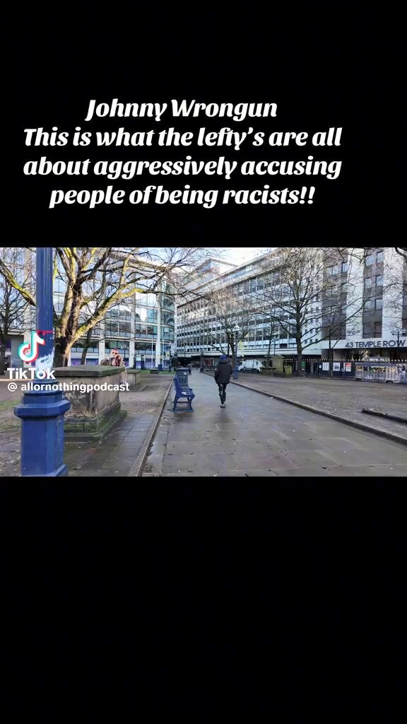 I have the utmost respect for Billy Moore. He’s a top-notch journalist and stayed remarkably calm when he faced this left-wing provocateur, who called him a racist, a National Front C*nt and a Tommy Robinson nutter. Stay strong Billy 👊