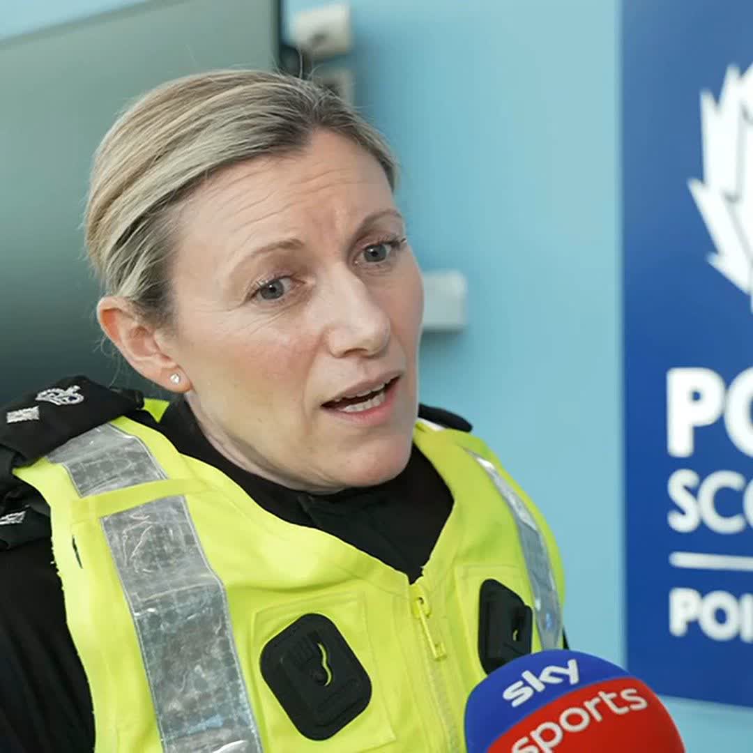 🗣️ "That number of away fans is not workable currently." 🗣️ "I am satisfied with the policing operation." 🗣️ "There were enough police officers." Police Scotland's Greater Glasgow Chief Superintendent Emma Croft on post-match scenes at Ibrox after Celtic beat Rangers ⤵️