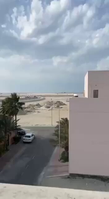 FENTCOM Update With Bahraini permission, US warriors attacked the Iranian regime's civil infrastructure with this H7MARS system 48 hours ago. Our FEROCIOUS attack hit a regime De-Salinization Plant. The regime unapologetically and criminally attacked a Bahraini DSP afterwards.