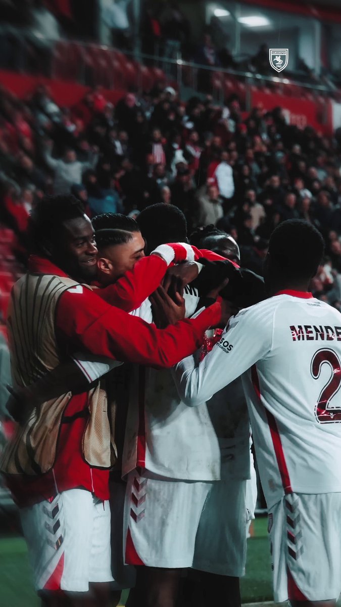 Şimdi değilse ne zaman? 🔥 UEFA Konferans Ligi'nde çeyrek finalin kapısını aralamak için ilk maçta kendi evimizdeyiz! ❤️🤍 Şehrimizle, taraftarımızla, armamızla hep birlikte! #Samsunspor #AtatürklüArma #UECL #FromSamsunToEurope