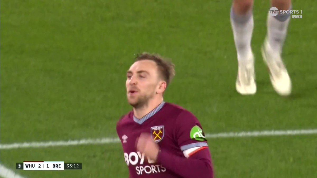 Jarrod Bowen restores West Ham's lead from the spot ⚽ 📺 TNT Sports &amp; discovery+ UK