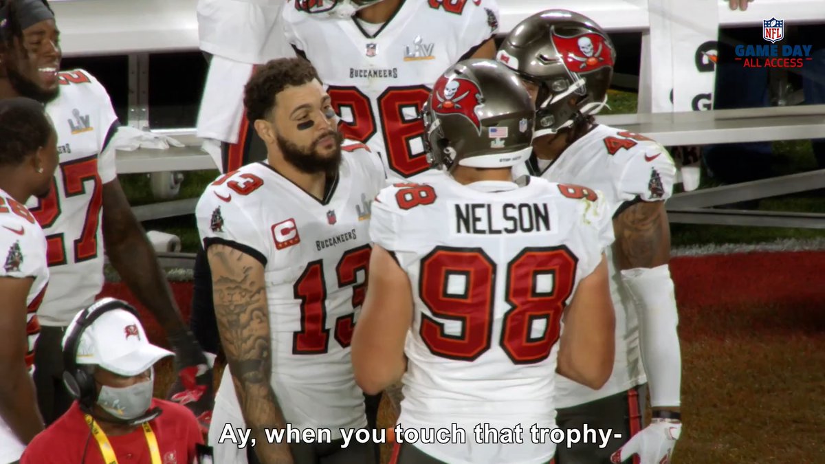 Don't cry because it's over Happy Super Bowl memories for Mike Evans🥲