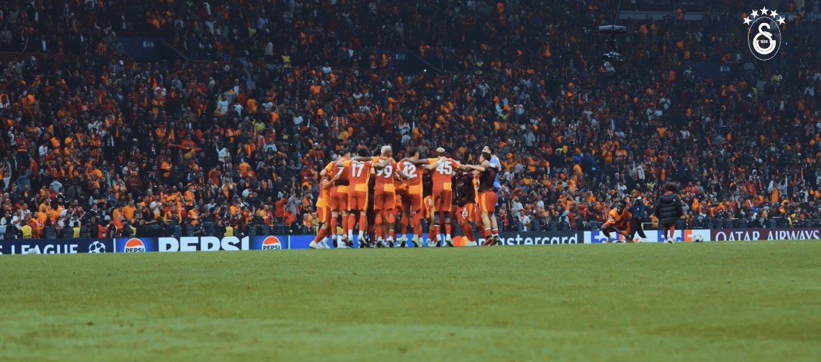 #BugünGünlerdenGALATASARAY 💪 🏆 UEFA Şampiyonlar Ligi 🗓️ Son 16 Turu 1. Maç ⚽ Liverpool 📆 10.03.2026 ⏰ 20.45 🏟️ Ali Sami Yen Spor Kompleksi 📲 #GSvLIV #UCL