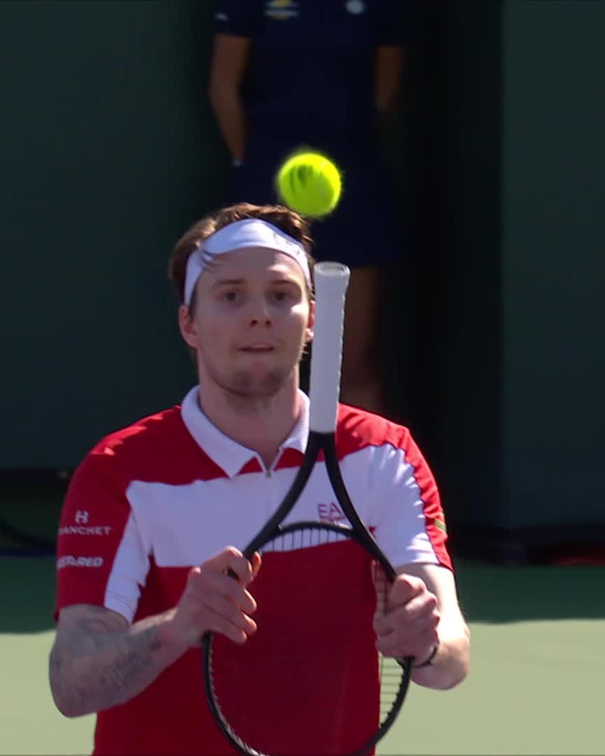 NEVER CHANGE 😆 A Bublik special as he uses the grip to finish the point 🤣 #TennisParadise