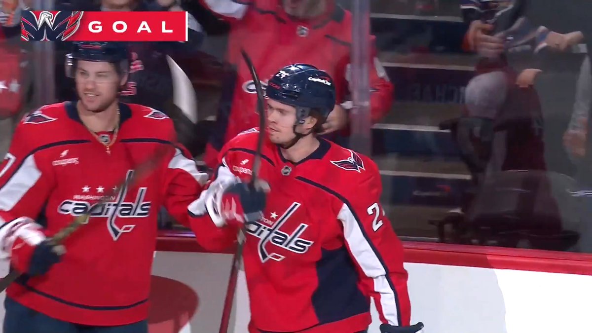 Bullseye 🎯 Connor McMichael and the Washington Capitals are up big in the first period!