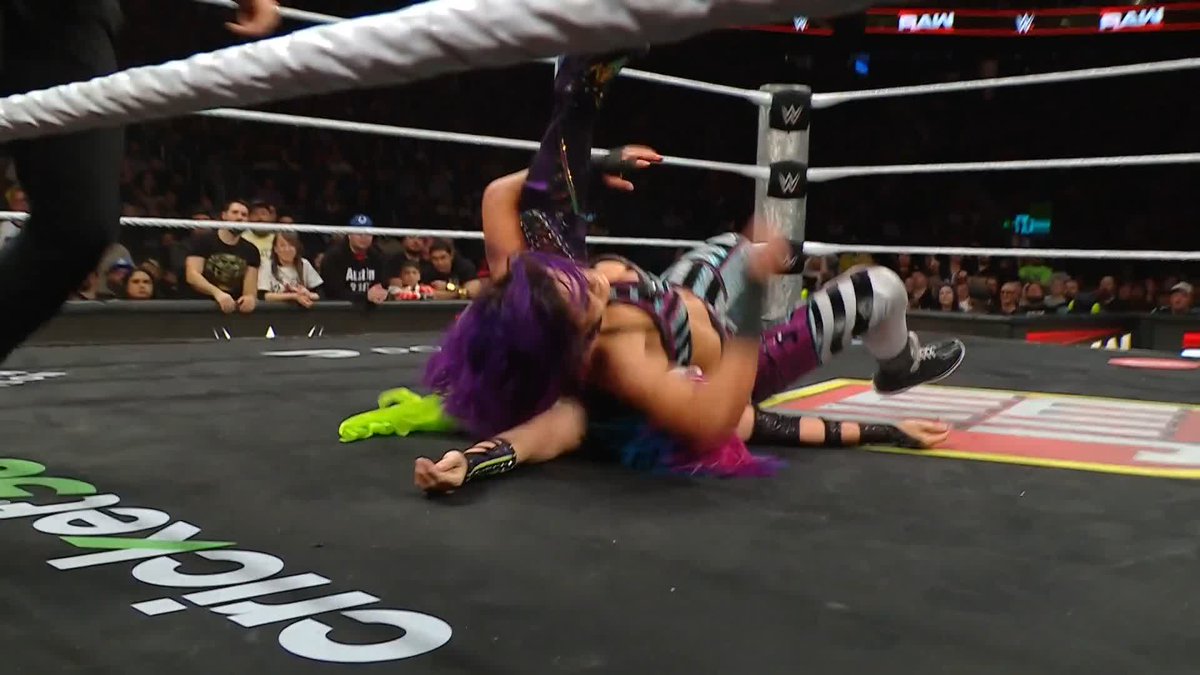 .Bayley WINS the Gauntlet Match and will face AJ Mendez for the Women’s Intercontinental Title NEXT WEEK! 🔥 What a moment for Bayley and LYRA VALKYRIA!