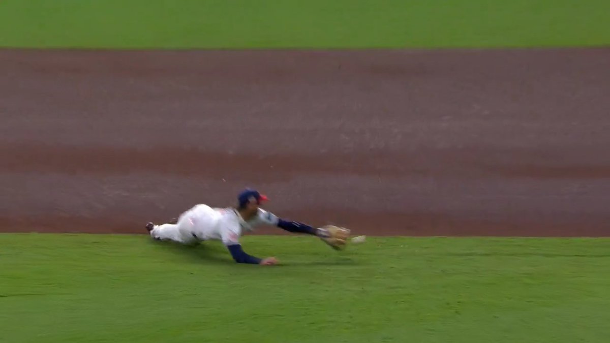 WE ARE NOT WORTHY, BOBBY 😱 #WORLDBASEBALLCLASSIC