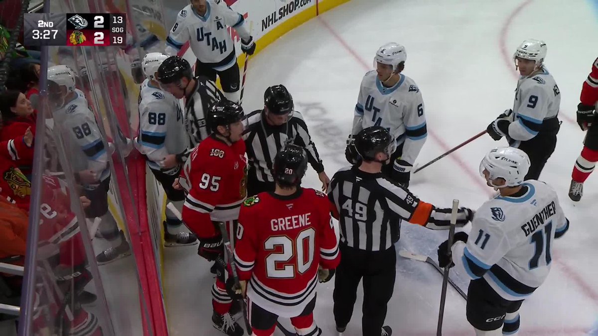 Bedard gets a good look and then things get physical after the whistle 👀🥊
