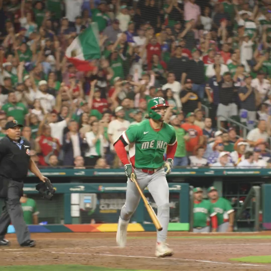 Escuchen como rugió el estadio con el homerun de Jarren Durán contra Estados Unidos EN ESTADOS UNIDOS
