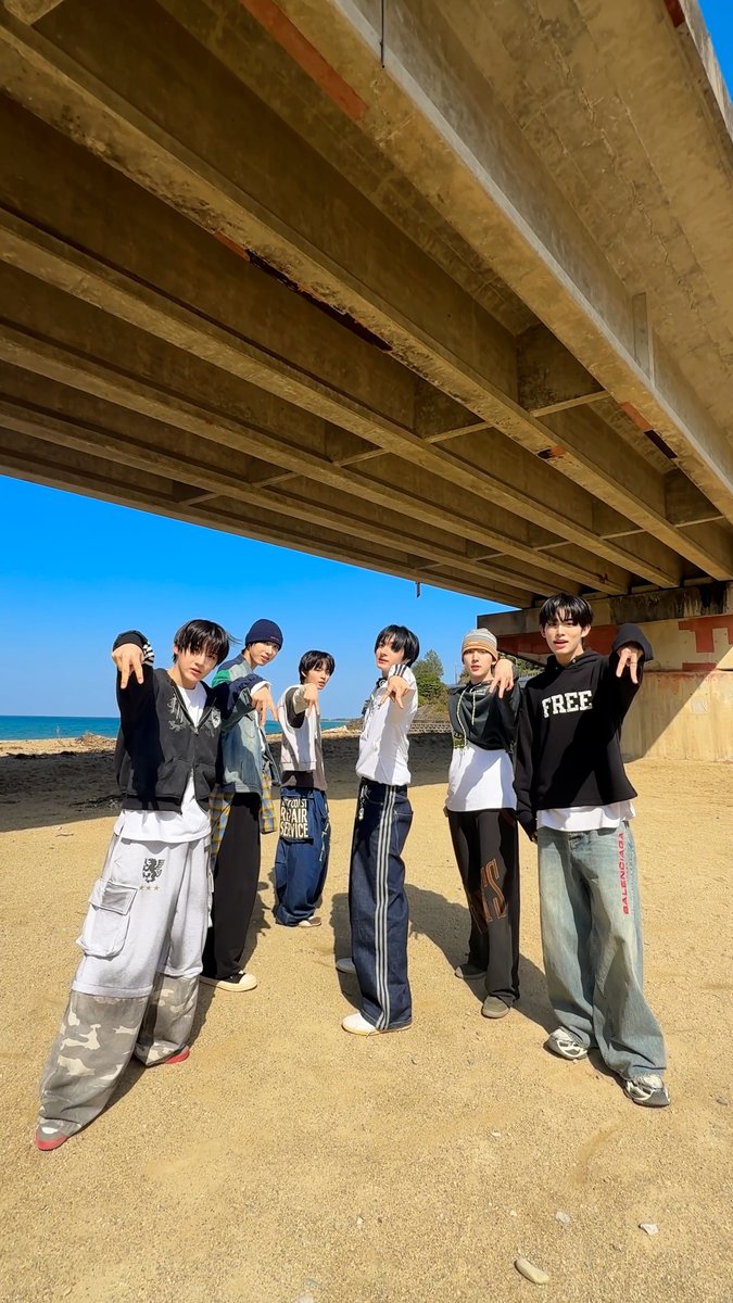 𝗧𝘄𝗲𝗻𝘁𝘆 𝗜'𝗺 𝗳𝗶𝗻𝗲 🌊 KickFlip The 4th Mini Album "My First Kick" 2026.04.06 6PM (KST) Release! Pre-save & Pre-add : #KickFlip #킥플립 #My_First_Kick #KickFlip_Twenty