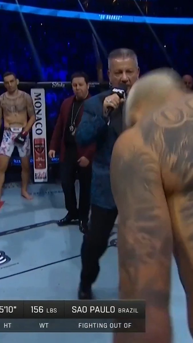 Charles Oliveira is a true mixed martial artist 🥋 Respect 🤝