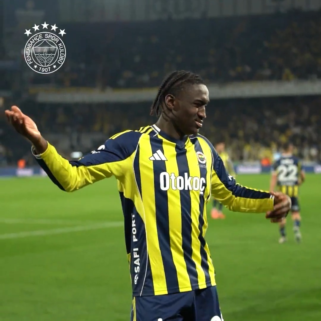 📹 Sidiki Cherif ile 10 Soru 10 Cevap “Çok güzel yemek yaparım.” 👨‍🍳