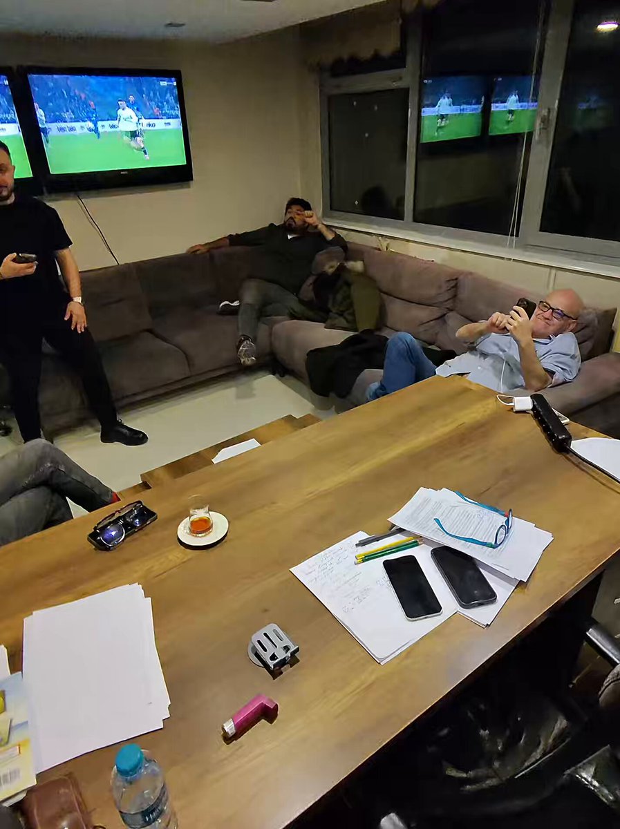 Abdülkerim Durmaz, Ahmet Çakar, Rasim Ozan şampiyonu açıkladılar.