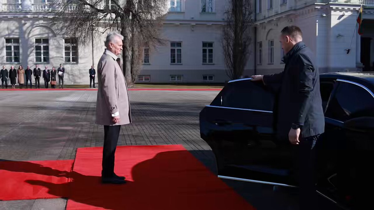 In Vilnius with President Gitanas Nausėda. 36 years ago Lithuania restored its freedom. Moldova was first to say: we see you. Now we follow in your footsteps — towards the European Union. And we are grateful for a friend who stands with us.