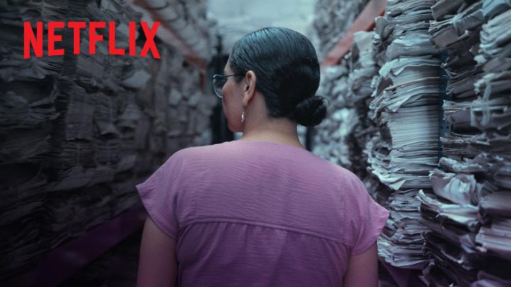 Conoce a la primera directora de la Fiscalía de Investigación de Delitos de Feminicidio, una división creada para erradicar la violencia contra las mujeres. La serie documental 'La fiscal' llega a Netflix el 26 de marzo.