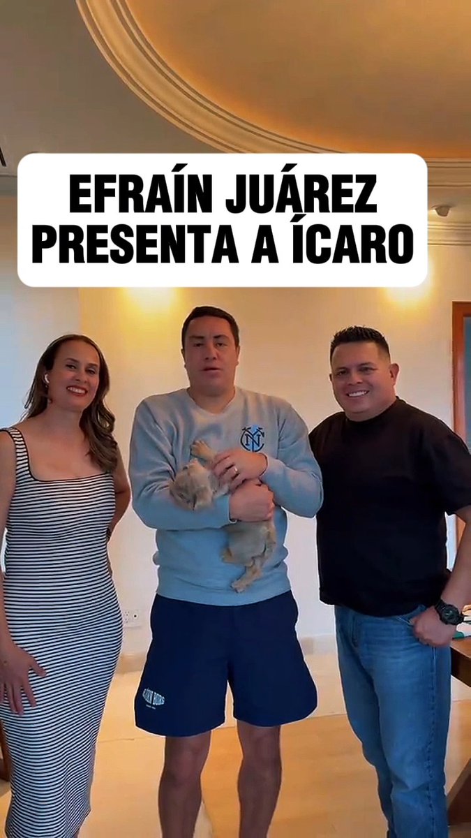 ¡SE HIZO REALIDAD! 😳 Efraín Juárez presentó a Ícaro 🥵 Hace unas semanas el DT de Pumas hizo referencia a la mitología griega con la historia de Ícaro y hoy volvió a dar de qué hablar al darle el nombre a su nueva mascota