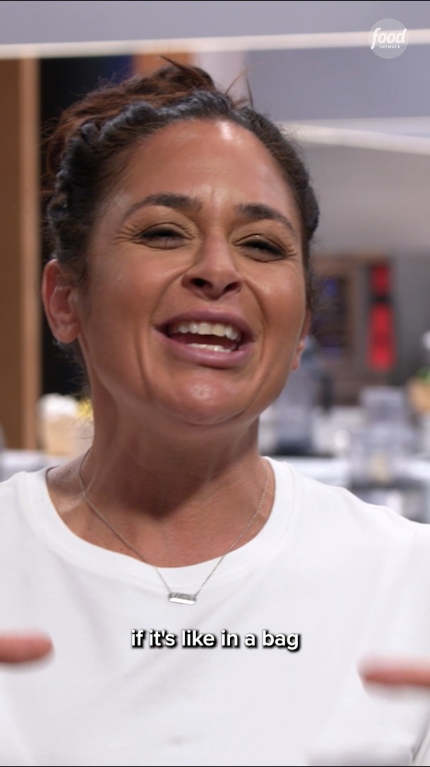 Do not even THINK about putting oil in your boiling pasta water. Antonia Lofaso will be so mad. #WildcardKitchen > Tonight @ 9|8c