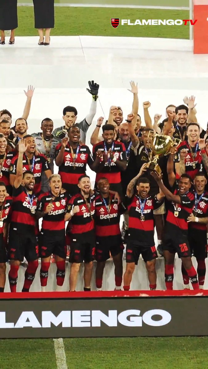 Os bastidores da conquista do hepta tri já estão na FlamengoTV! O #IssoAquiÉFlamengo mostra como foi que o Mengão papou 40º título estadual de sua história. Assista completo na FlamengoTV: