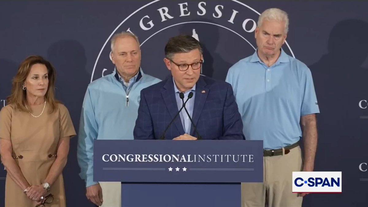 Speaker Johnson: “No creo que haya necesidad de poner tropas en Cuba... el sistema está a punto del colapso”