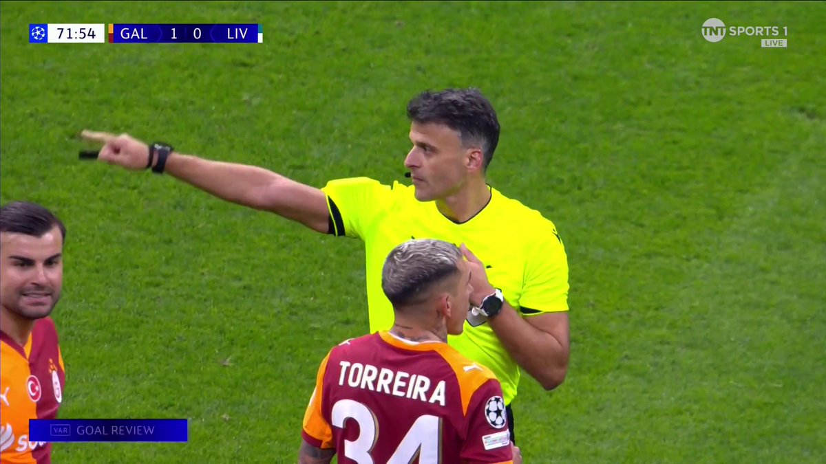 Liverpool are denied an equaliser against Galatasary as VAR recognises a handball from Ibrahima Konate 📺 📺 TNT Sports &amp; discovery+ UK