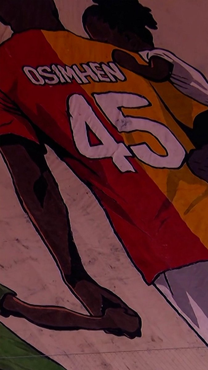 Galatasaray brought out a giant Victor Osimhen tifo before beating Liverpool in Istanbul 🔥 The Turkish side have clearly fallen in love with their Nigerian striker. ↳ UEFA Champions League. Live & Exclusive on Stan Sport. #StanSportAU #UCL