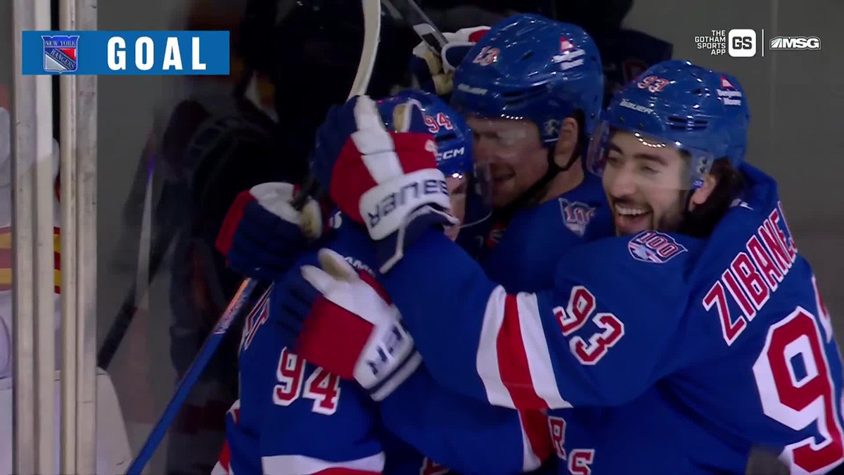 LAF WITH THE HATTY 🎩 This Perreault x Lafrenière connection 👀